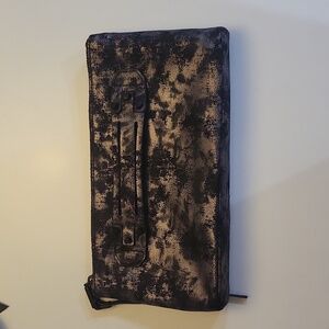 She+Lo Next Chapter Women's Leather Black Metallic Clutch